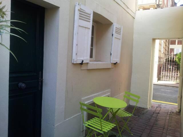 Un Chez Soi Bord De Mer Trouville-sur-Mer Esterno foto